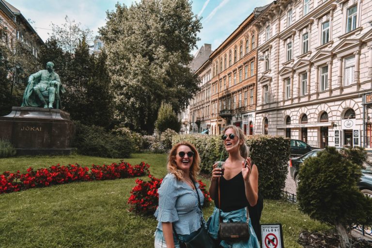 Essential Budapest Travel Guide - Helene in Between