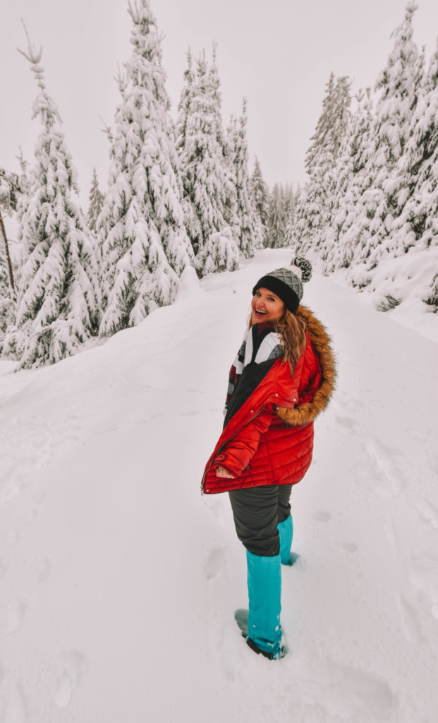 What to Wear Hiking: The Complete Guide for Women - Helene in Between