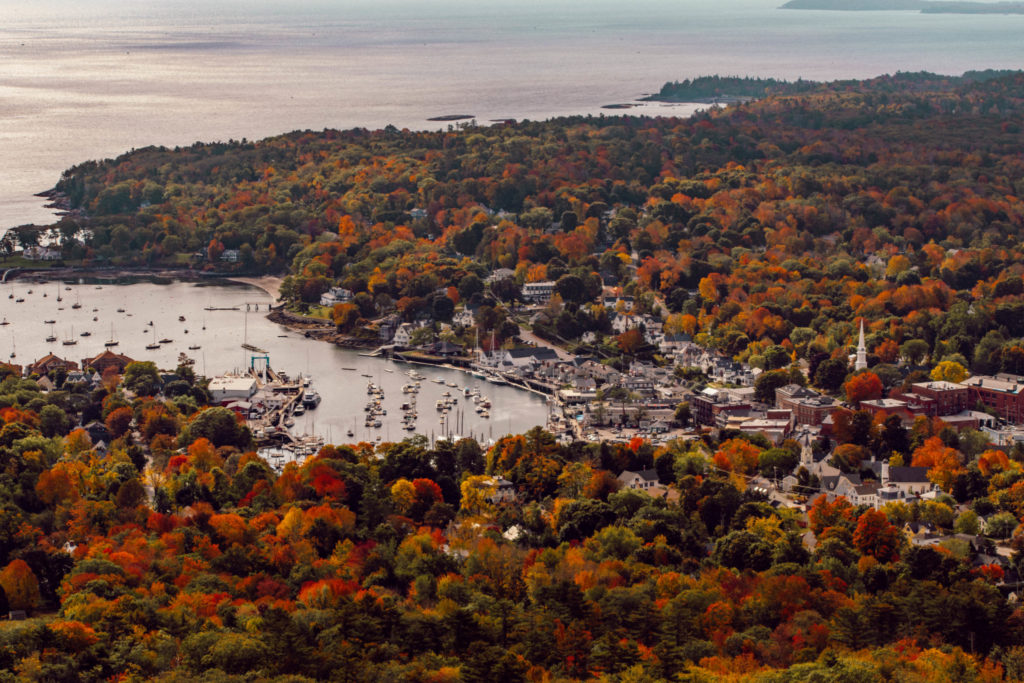 Best Places to See Fall Foliage in New England: Towns, Farms, Leaves ...